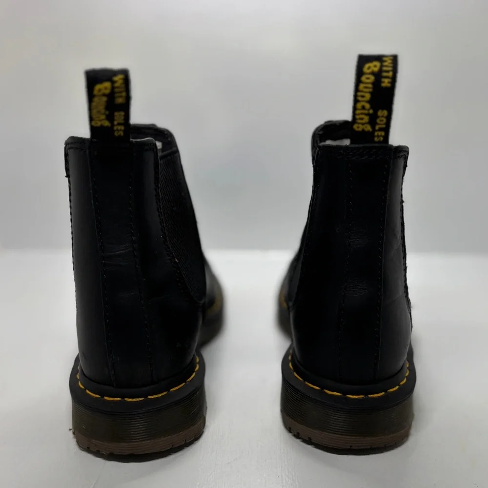 Dr. Martens 2976 slip-resistant Chelsea Leather Boots women’s size 6 men’s 7 - Picture 6 of 11